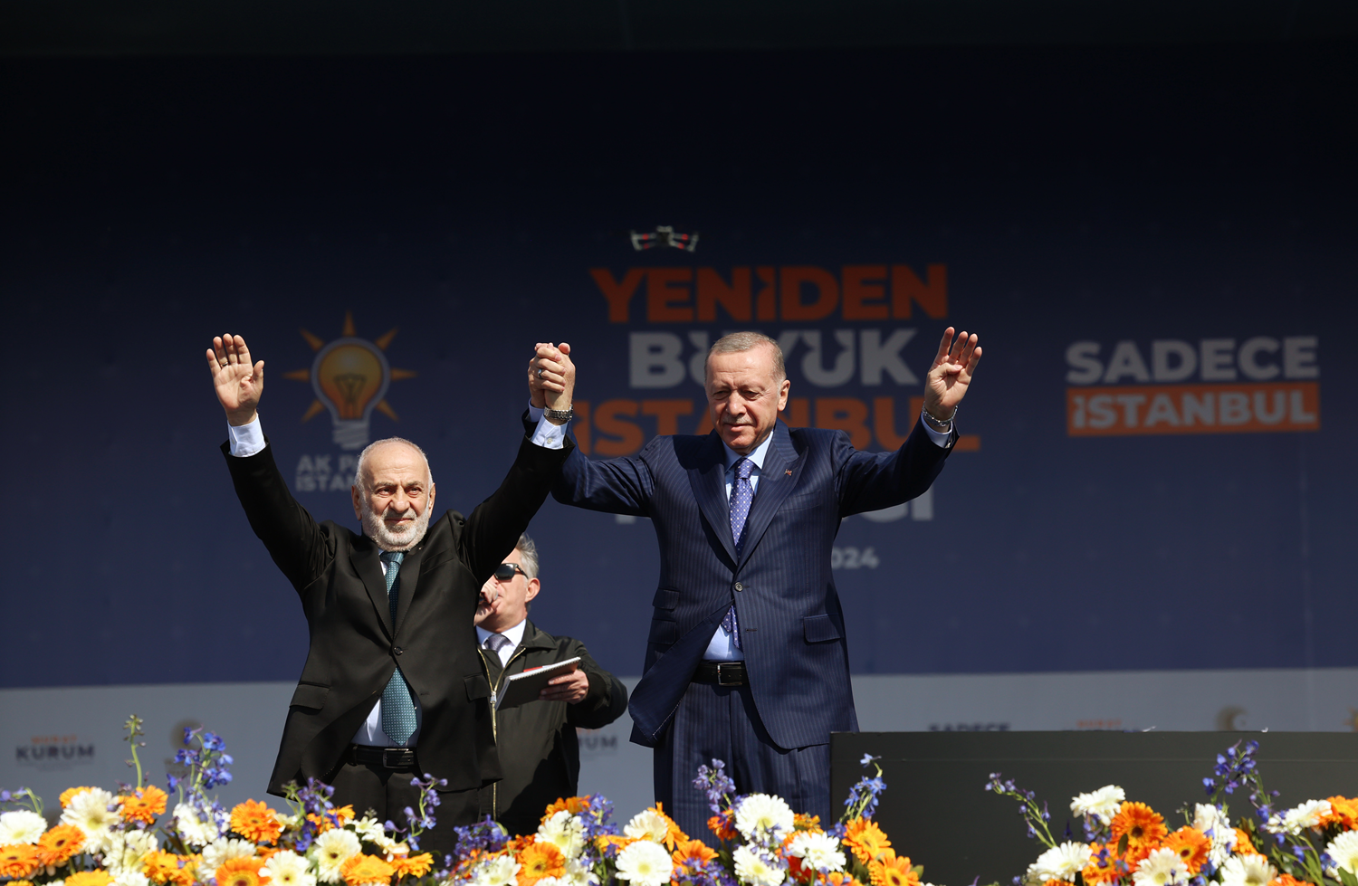 AK Parti'ye geçen Pamukçu: Yeniden Refah Partisi kuruluş çizgisinden uzaklaştı