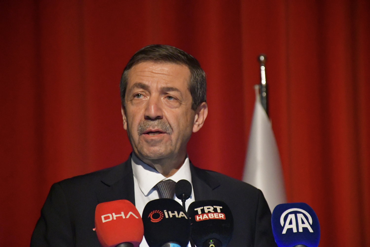 KKTC Dışişleri Bakanı Tahsin Ertuğruloğlu: Türkiye de bu işin başını çekecek