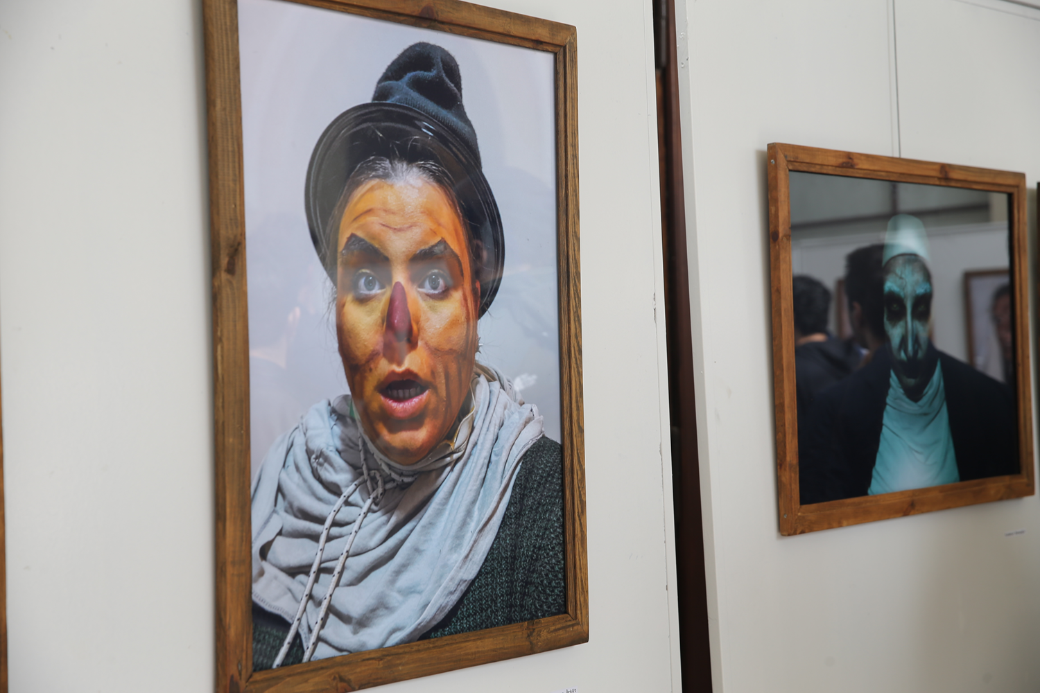 Trakya Üniversitesi öğrencilerinden, film sahnelerinden esinlenerek çekilen kurgusal fotoğraflardan sergi