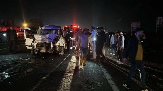 Şanlıurfa'da korkunç kaza! 3 ölü, 8 yaralı
