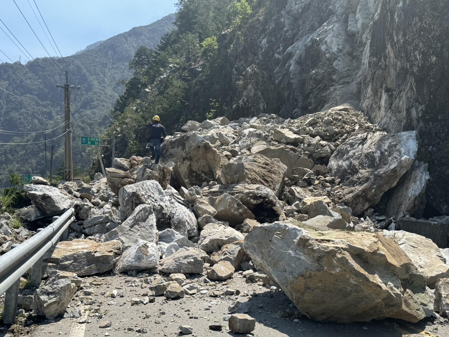 Tayvan, Çin'in deprem için yardım teklifini geri çevirdi