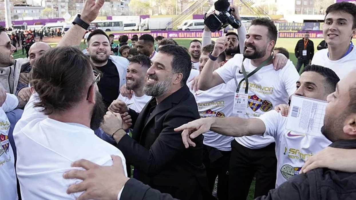 Çorum FK'den Süper Lig'e yükselmeyi garantileyen Eyüpspor'a tebrik