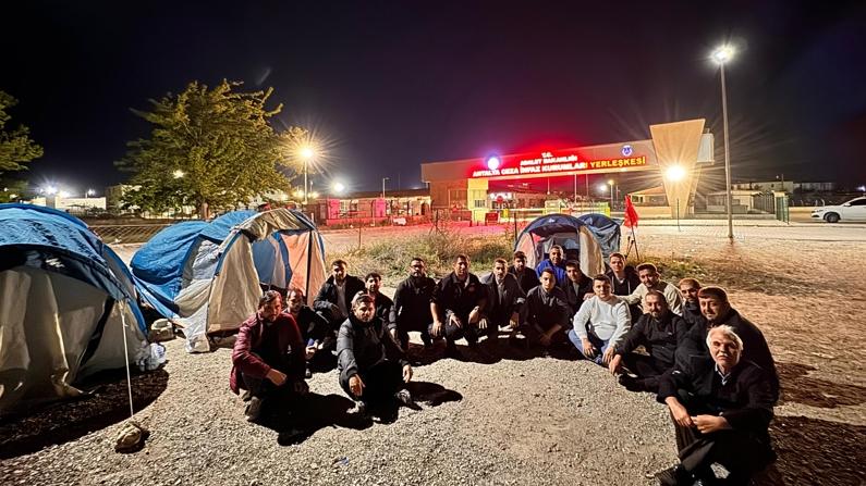 Teleferik faciasına CHP'den pişkin destek! Cezaevi önüne çadır kurdular 