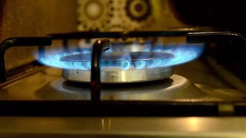 Bakan Bayraktar: Doğal gaz ve elektrik fiyatlarına mayıs ayında zam yok