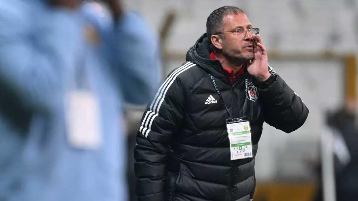 Beşiktaş'a teknik direktör değişiklikleri 3 puan getirdi!