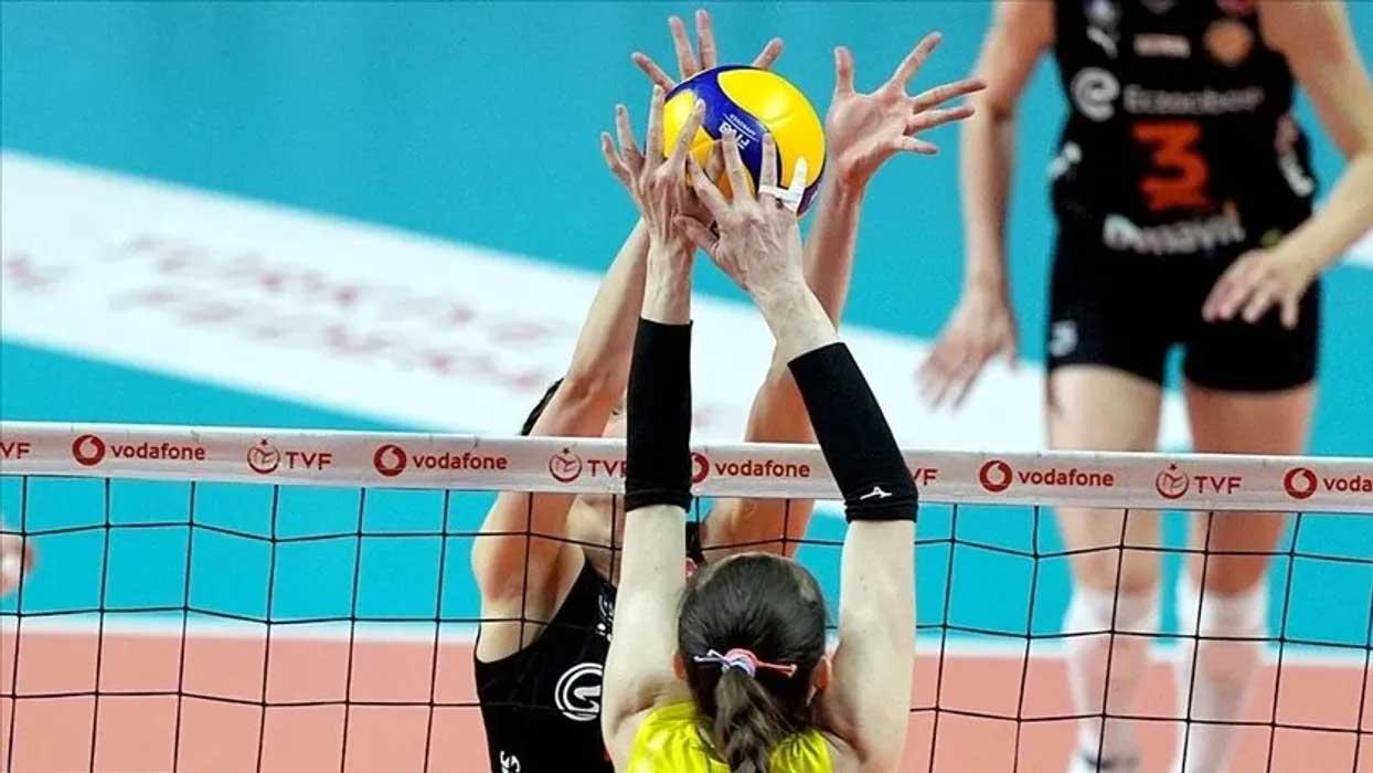 Vodafone Sultanlar Ligi'nde şampiyon yarın belli olacak