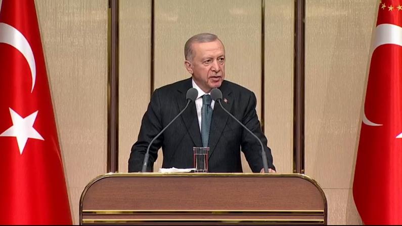 #CANLI Cumhurbaşkanı Erdoğan'dan 1 Mayıs açıklaması: Masum bulmuyoruz