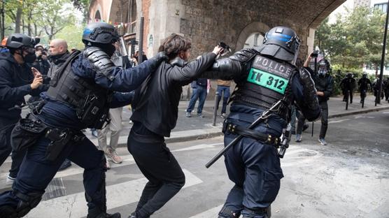 Fransa'da olaylı 1 Mayıs: 47 gözaltı, 15 yaralı 