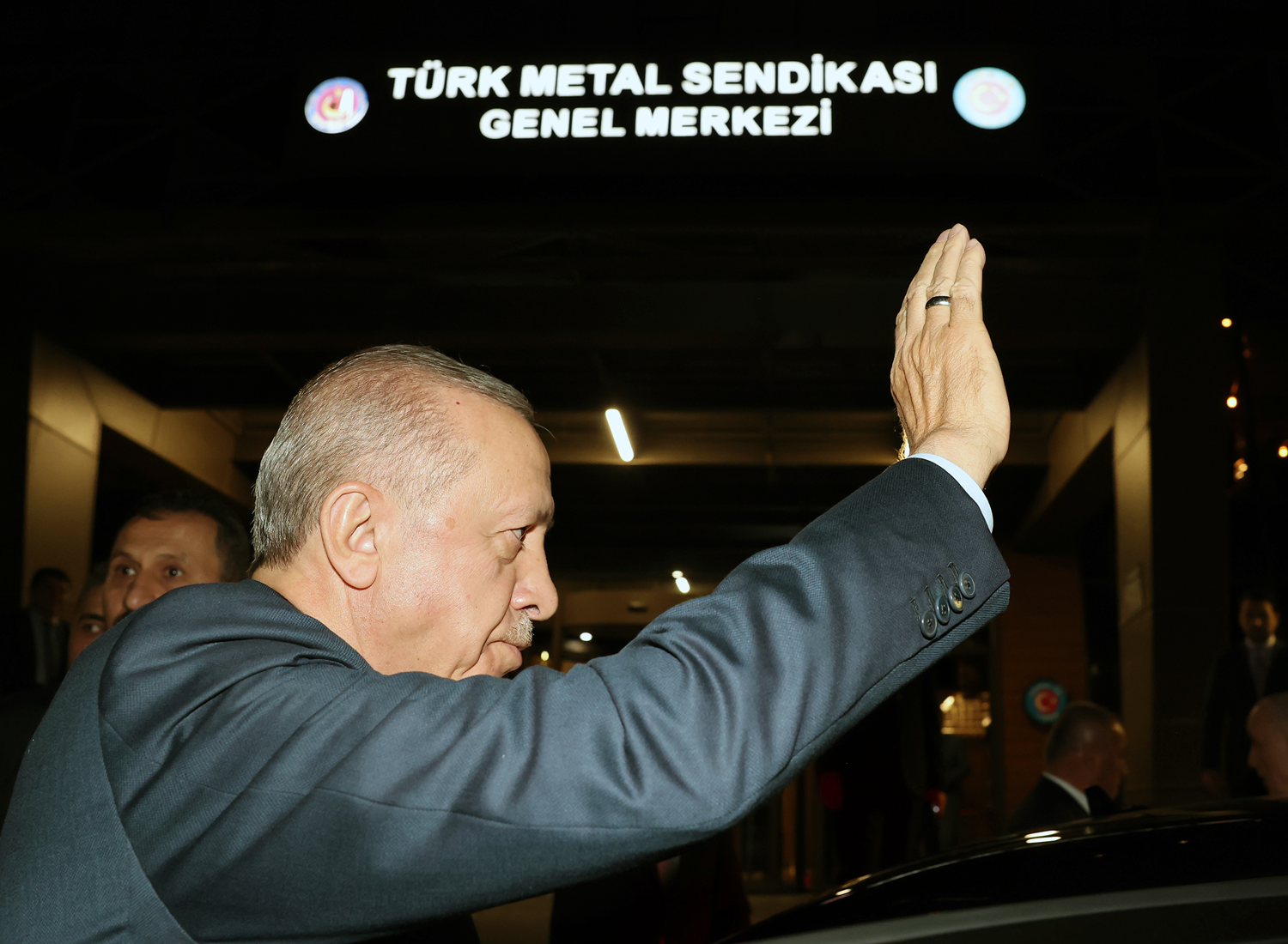 Başkan Erdoğan'dan Türk Metal İş Sendikası'na taziye ziyareti 