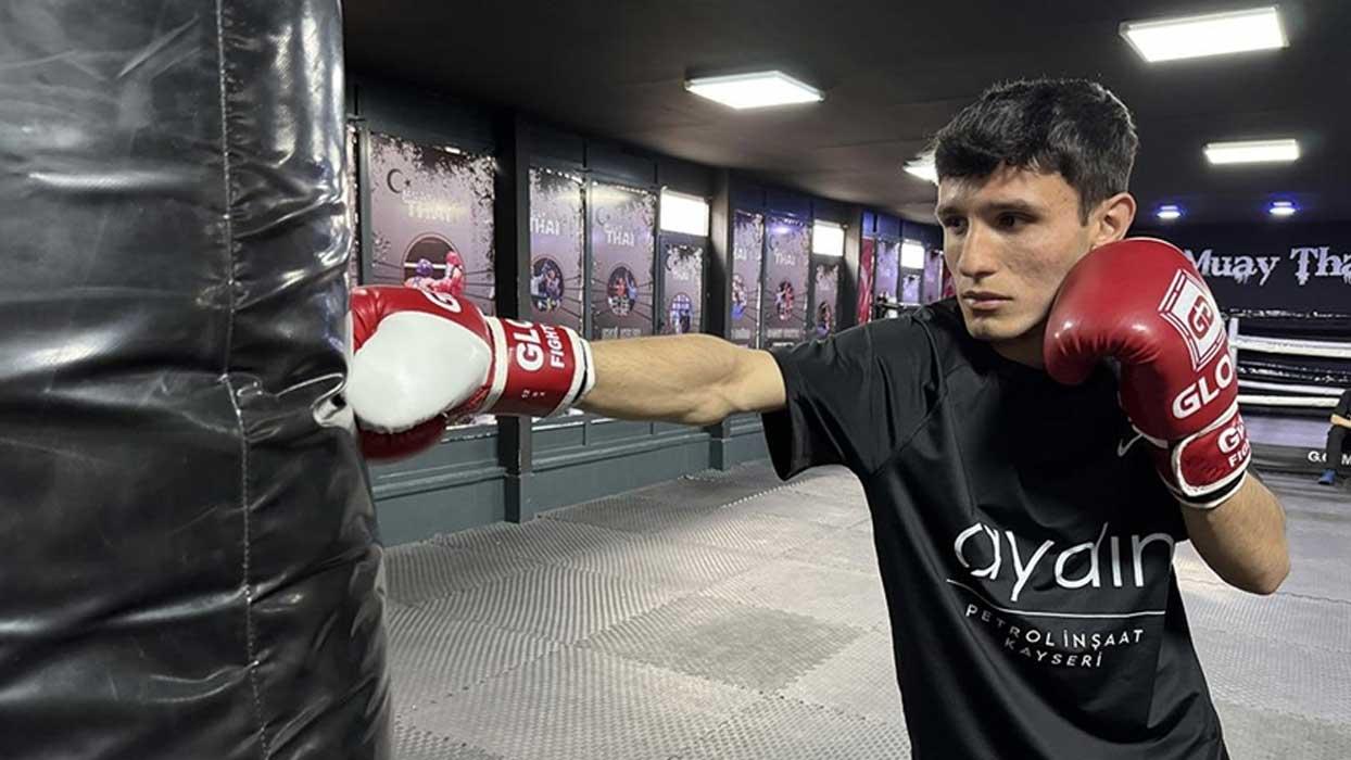 Muaythaide Türkiye şampiyonu Abdulsamet Koç, dünya şampiyonluğunu hedefliyor