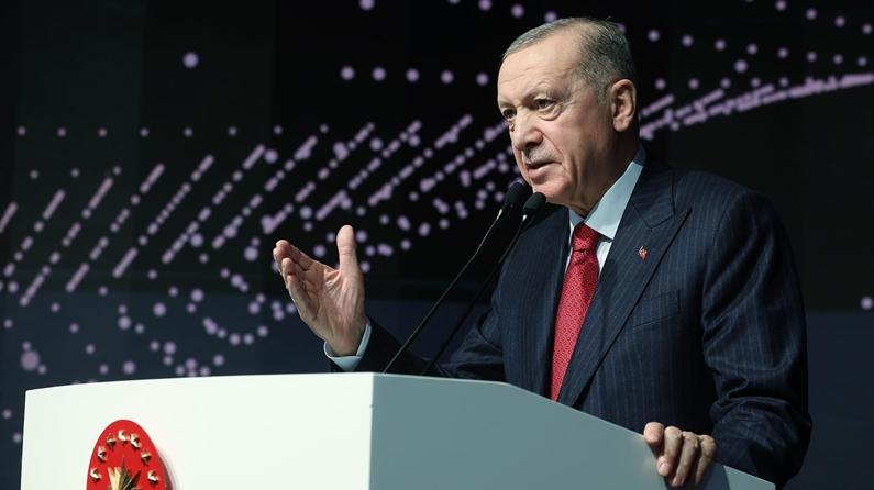 #CANLI “Vakıf Haftası 100. Yıla Özel 201 Eser Toplu Açılış Töreni” Cumhurbaşkanı Erdoğan konuşuyor