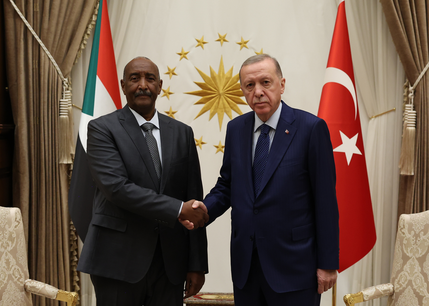 Cumhurbaşkanı Erdoğan, Sudan Egemenlik Konseyi Başkanı Burhan ile görüştü