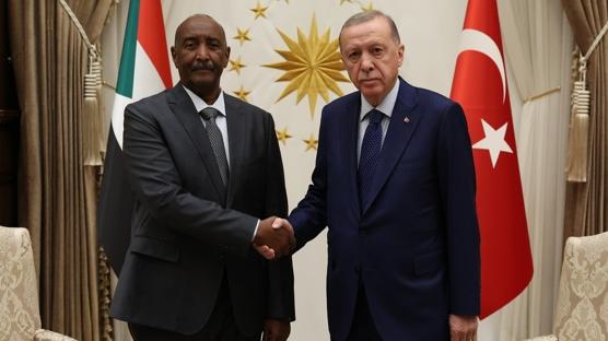 Cumhurbaşkanı Erdoğan, Sudan Egemenlik Konseyi Başkanı Burhan ile görüştü 