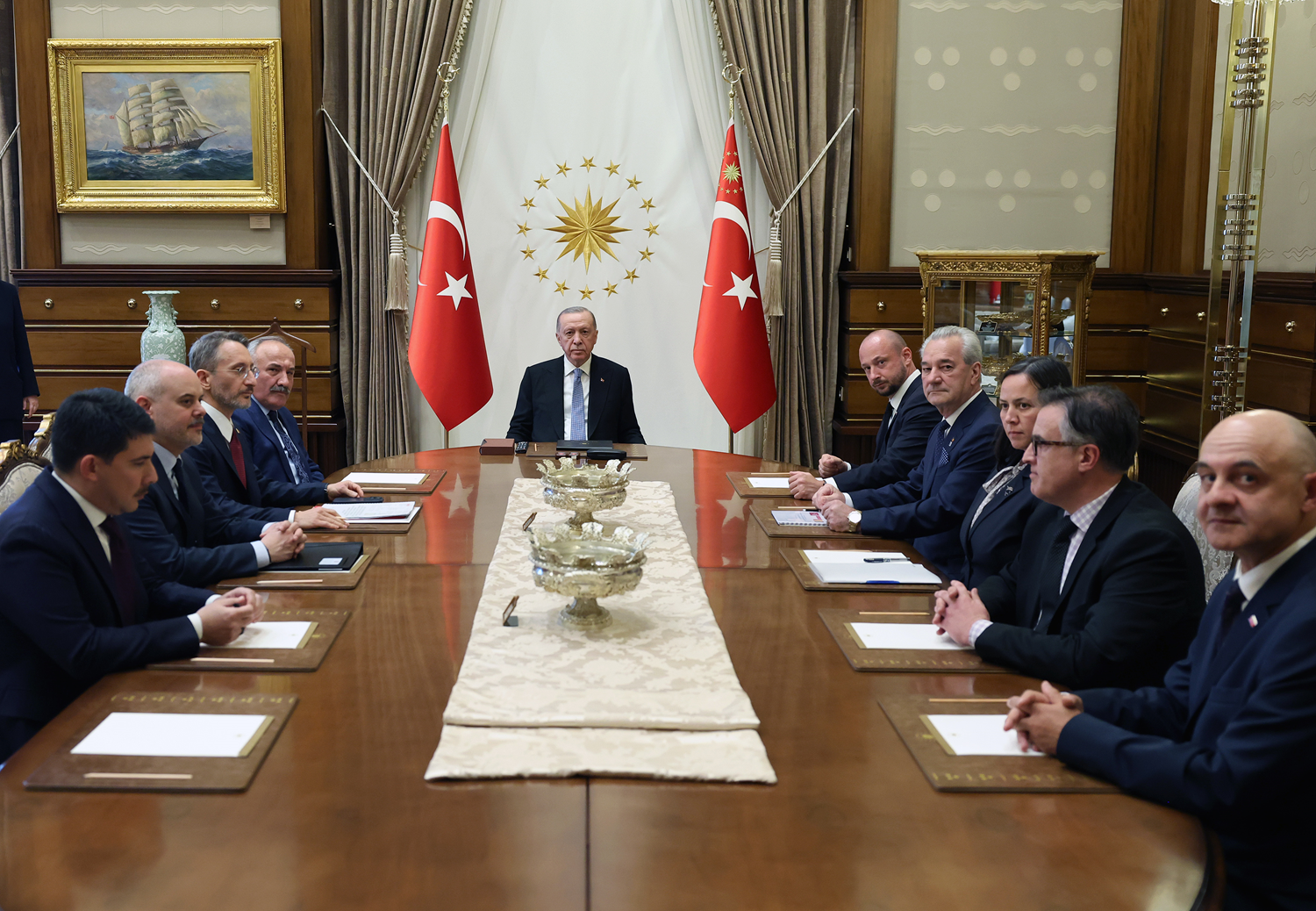 Cumhurbaşkanı Erdoğan kabul etti: Polonya ve Romanya heyetlerini Külliye'de 