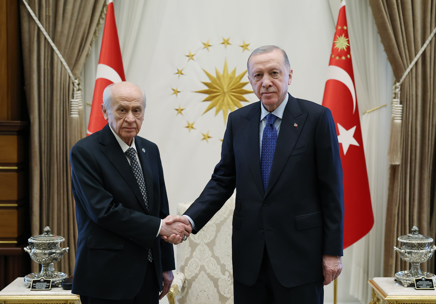 Cumhurbaşkanı Erdoğan ile MHP Lideri Bahçeli arasında kritik görüşme 