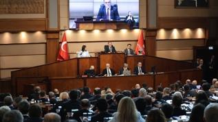 CHP'den, İBB Meclisi'nde skandal! Türk polisine kurşun sıkan Deniz Gezmiş'i andılar