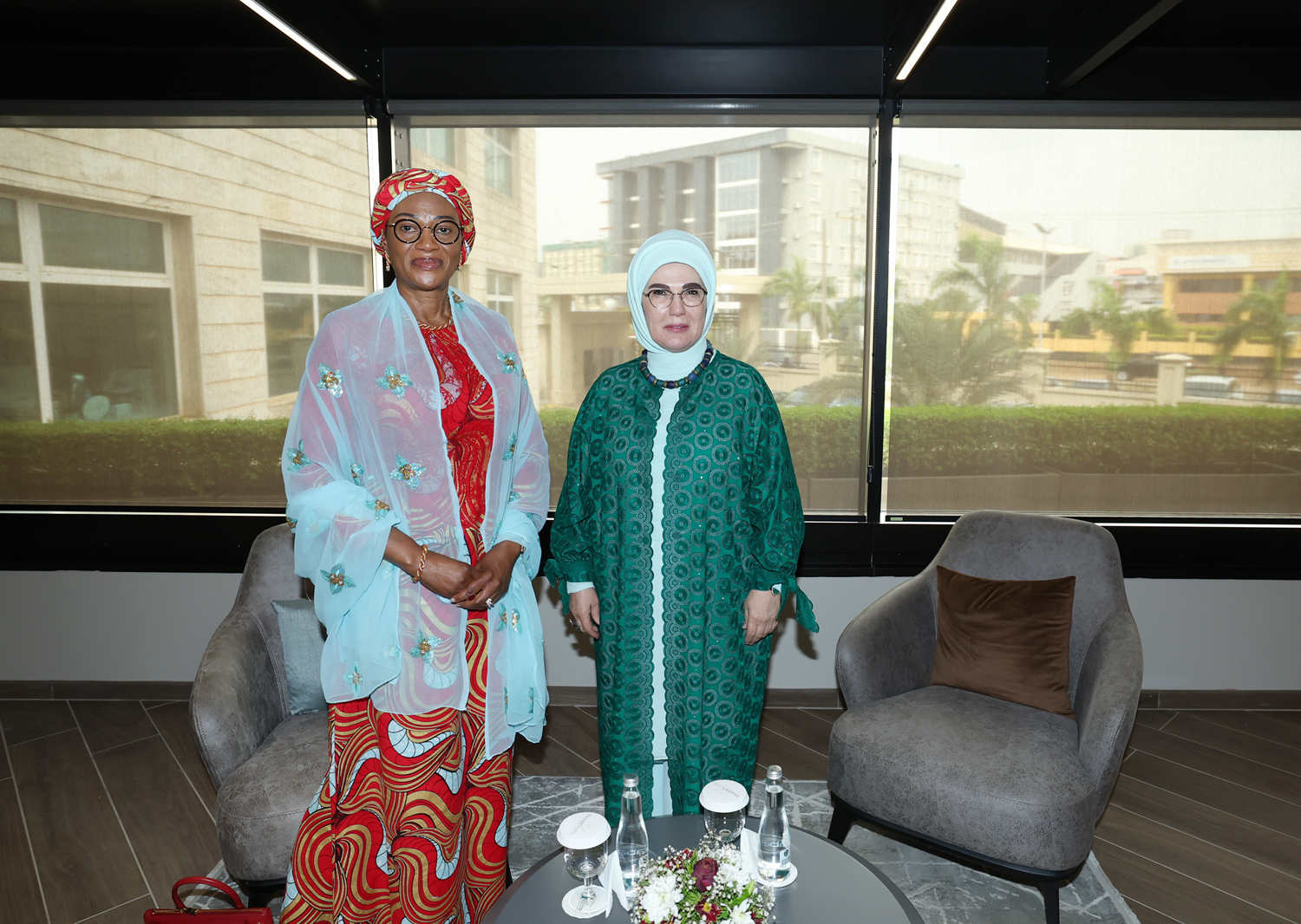 Emine Erdoğan, Nijerya'da temaslarda bulundu