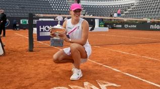 Roma Açık Tenis Turnuvası'nda tek kadınlarda Swiatek şampiyon oldu