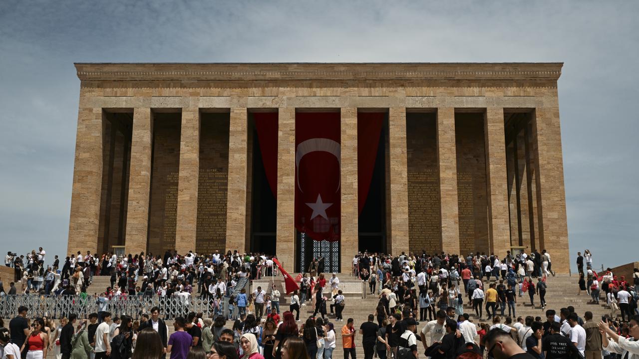 Anıtkabir'e 19 Mayıs'ta rekor ziyaretçi