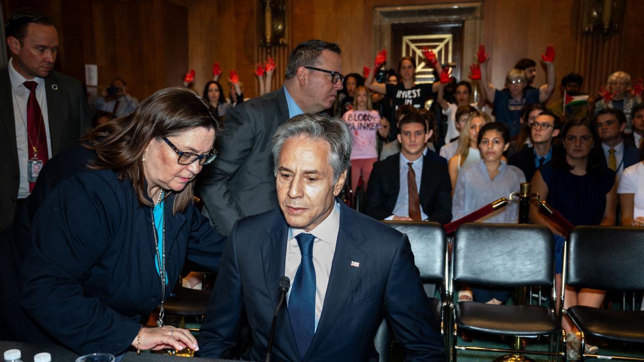 Blinken şoke oldu! Halktan Senato'da 'Gazze kasabı' protestosu