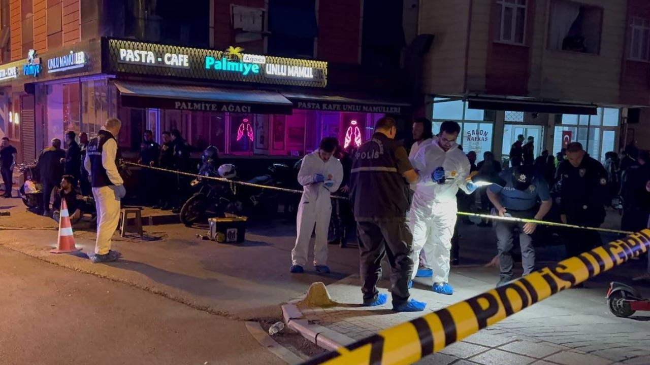 Üsküdar'da bir kafede silahlı çatışma! 2 kişi öldü, 6 kişi yaralandı