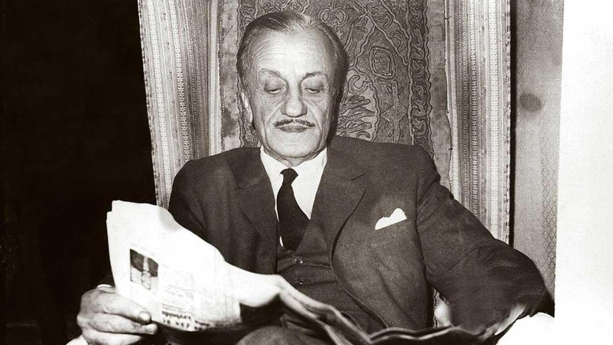 Eserleri ve düşünceleriyle okurlarda derin izler bırakan Üstad Necip Fazıl Kısakürek vefatının 41. yılında anılıyor