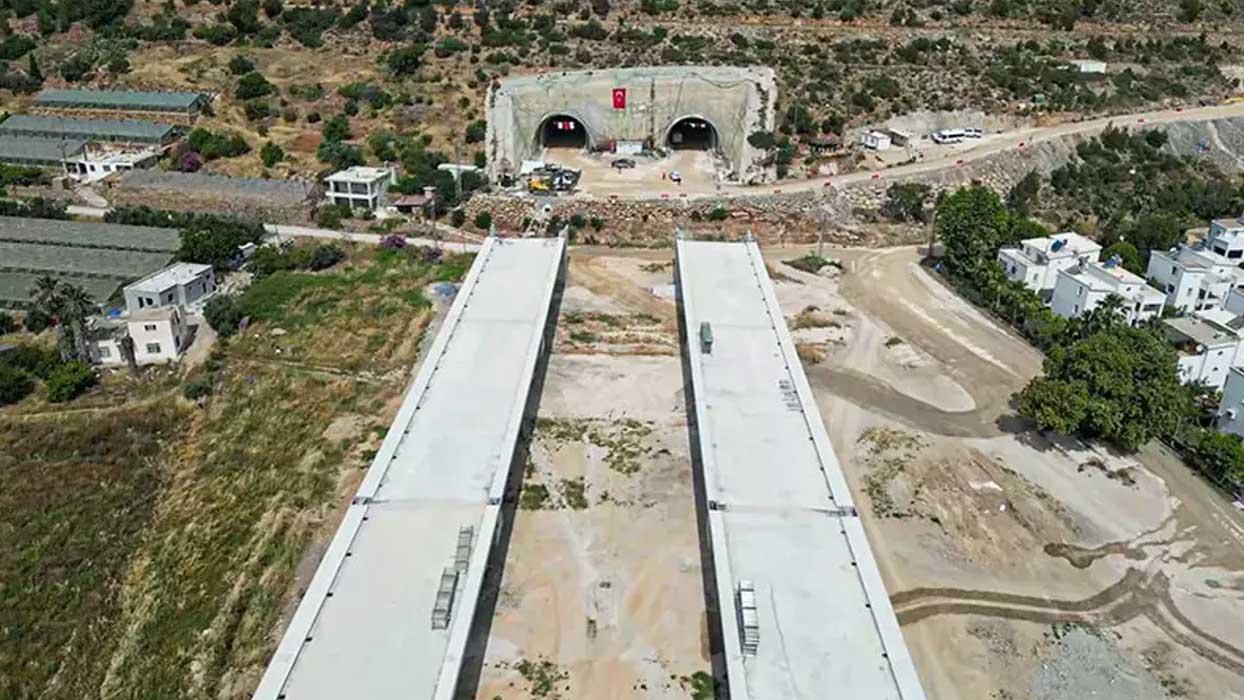 Mersin-Antalya arası dev yatırım! Ulaşım 2 buçuk saat kısalacak