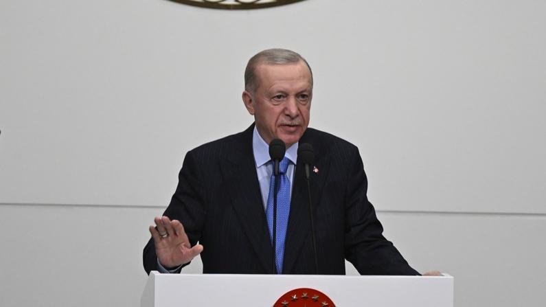 Cumhurbaşkanı Erdoğan: Ülkeye hizmet etmemenin mazereti olmaz 