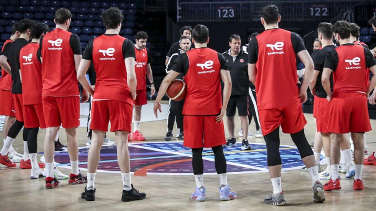 A Milli Erkek Basketbol Takımı'nın kamp kadrosu açıklandı