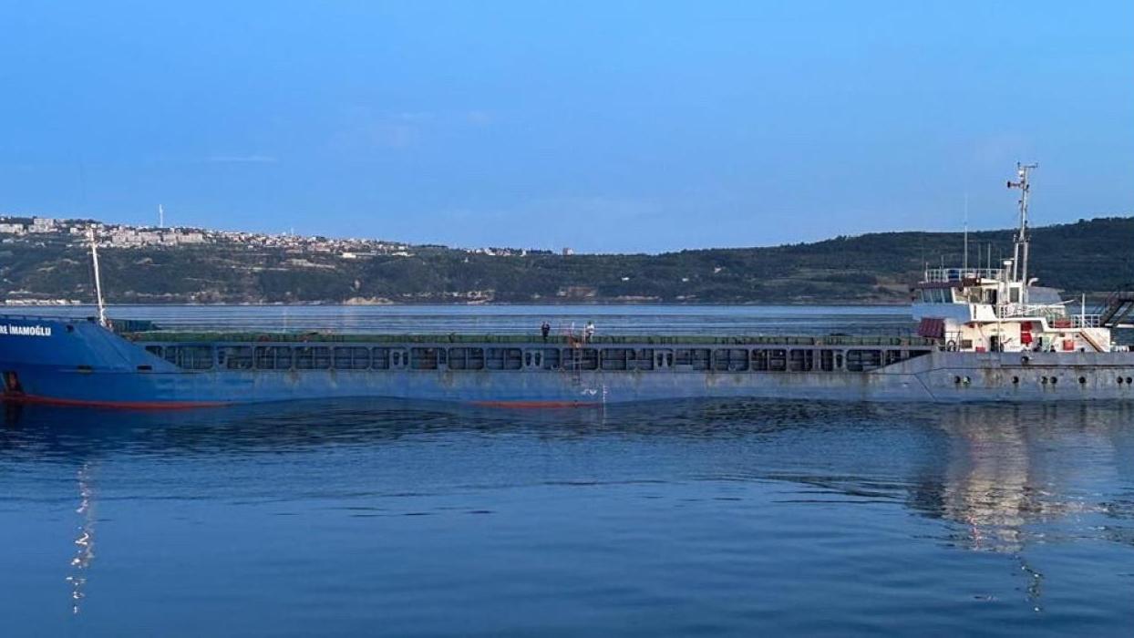 Çanakkale Boğazı'nda gemi kurtarma operasyonu! Trafiğe kapatıldı