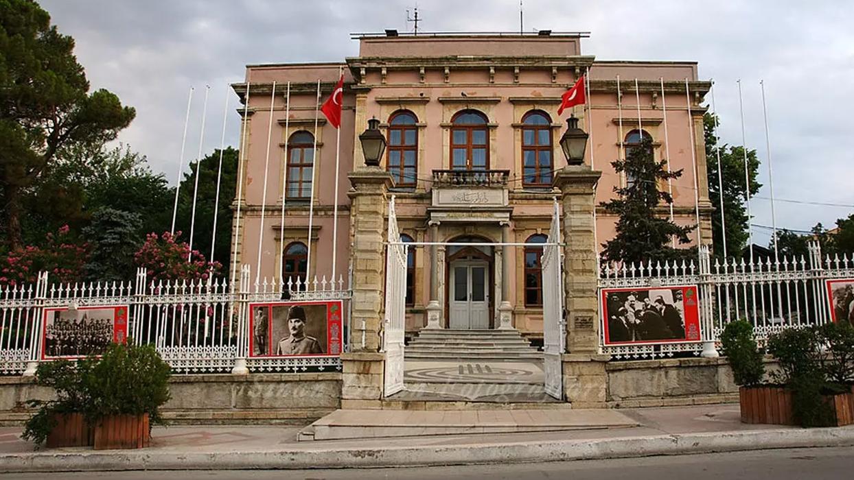 AK Partili meclis üyelerinden Edirne Belediye Meclisinin ulaşım zammına tepki