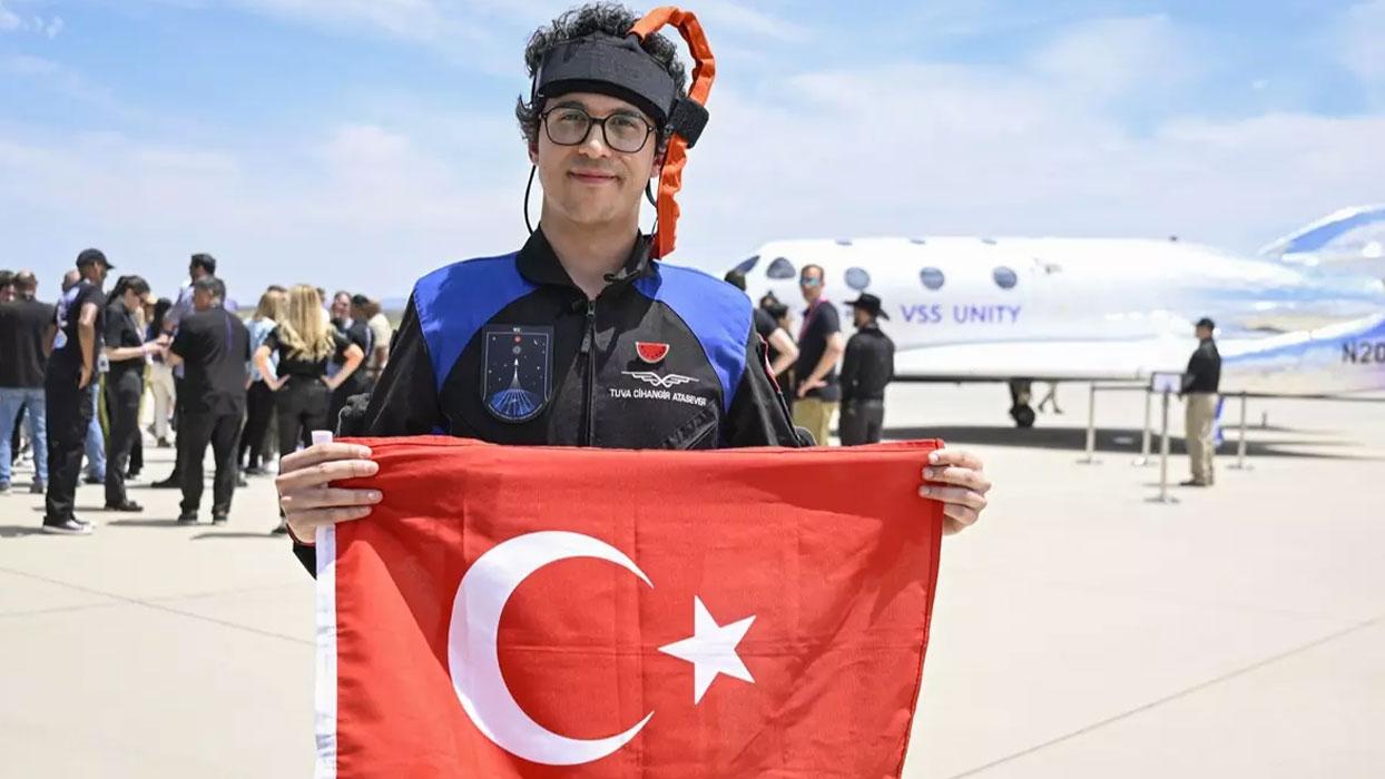Türkiye'nin ikinci astronotu Atasever, Azerbaycan'a büyük sevinç yaşattı!