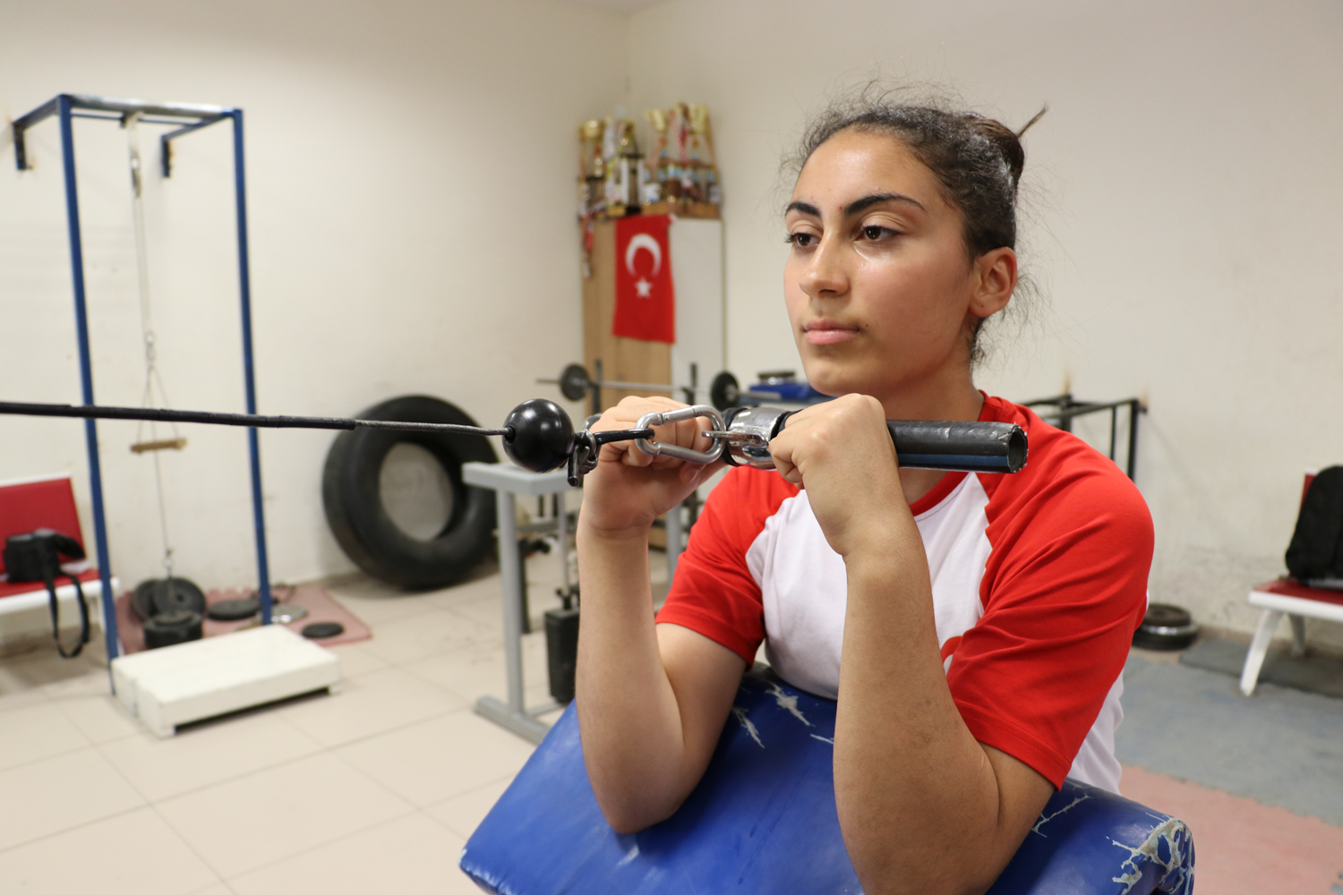 Sümeyra'nın hedefi, "erkek sporu diyenlere inat" dünya şampiyonluğu
