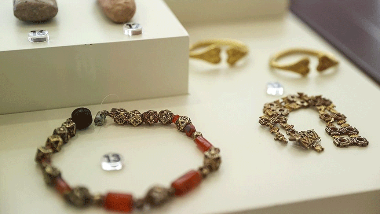 Depremde hasar gören Hatay Arkeoloji Müzesi'nin ünlü eserleri Gaziantep'e konuk oldu