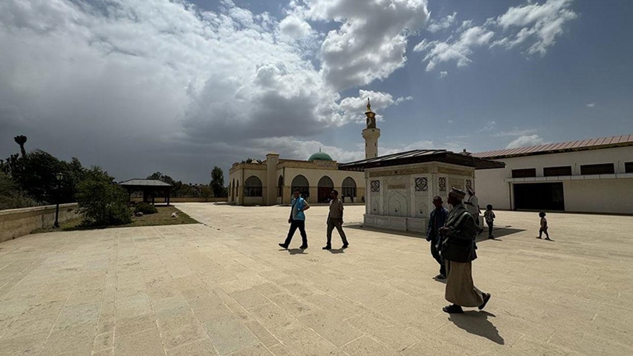 TİKA, iç savaşta hasar gören Habeşistan Kralı Necaşi'nin türbesini yeniden restore edecek