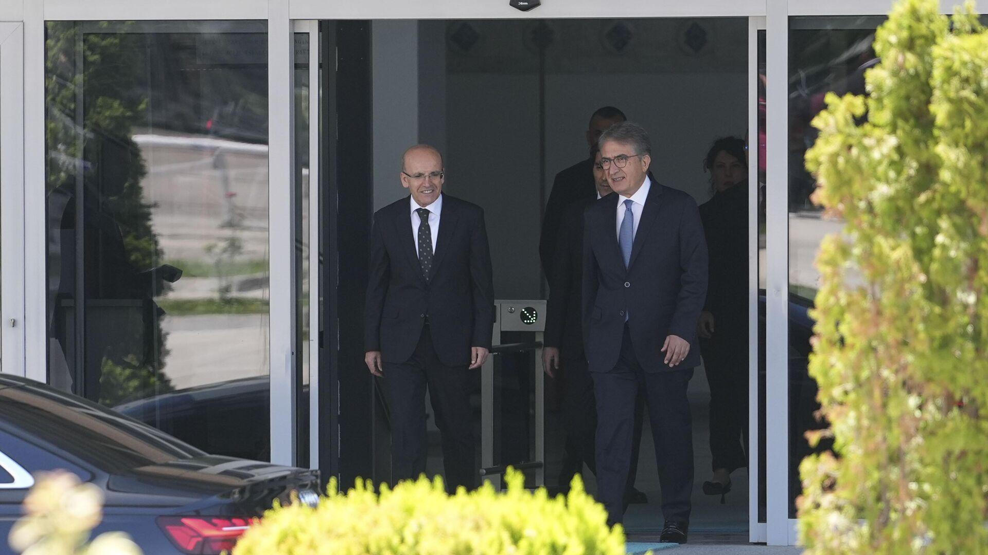 CHP'nin tribün kaygısı: Memnun ayrıldıkları görüşmeyi baltaladılar