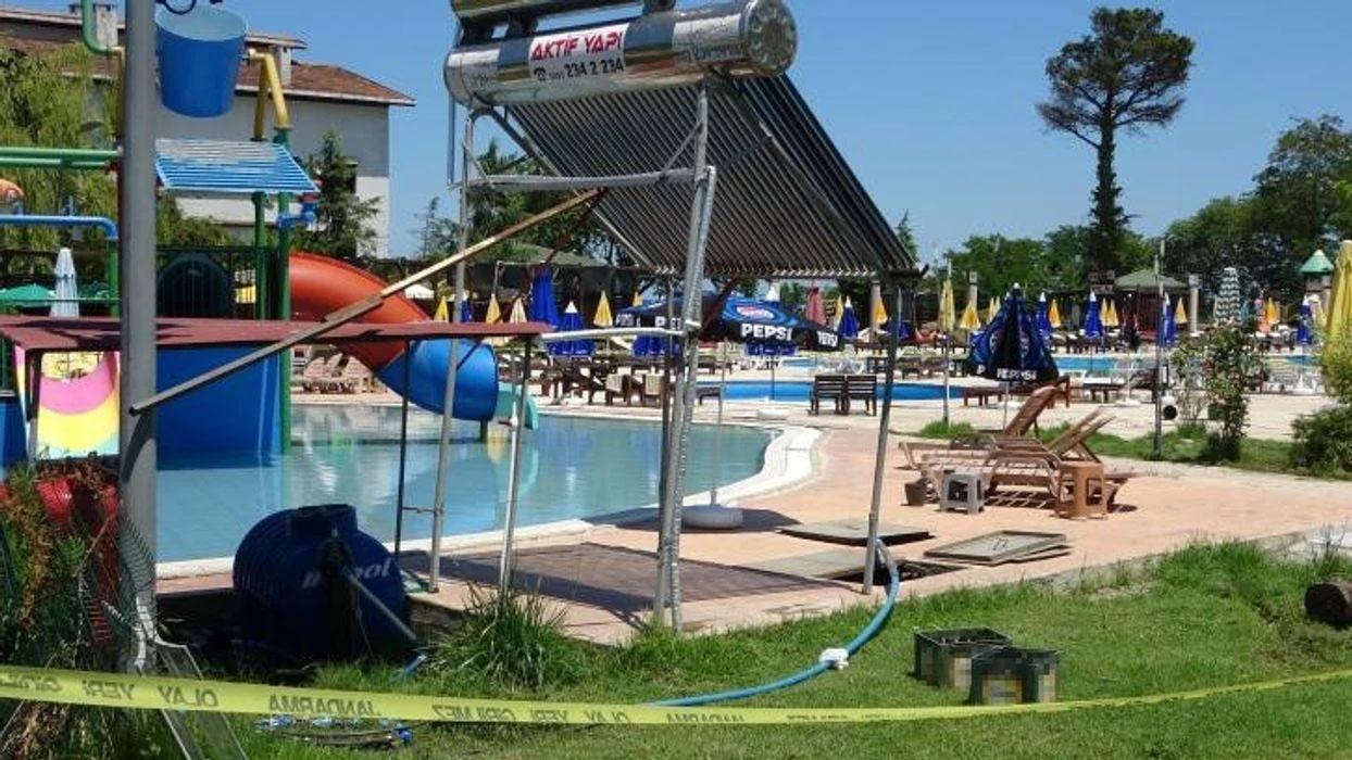 Aquapark havuzunda elektrik faciası: Akıma kapılan bir kişi hayatını kaybetti, 9 yaşındaki çocuk ağır yaralandı