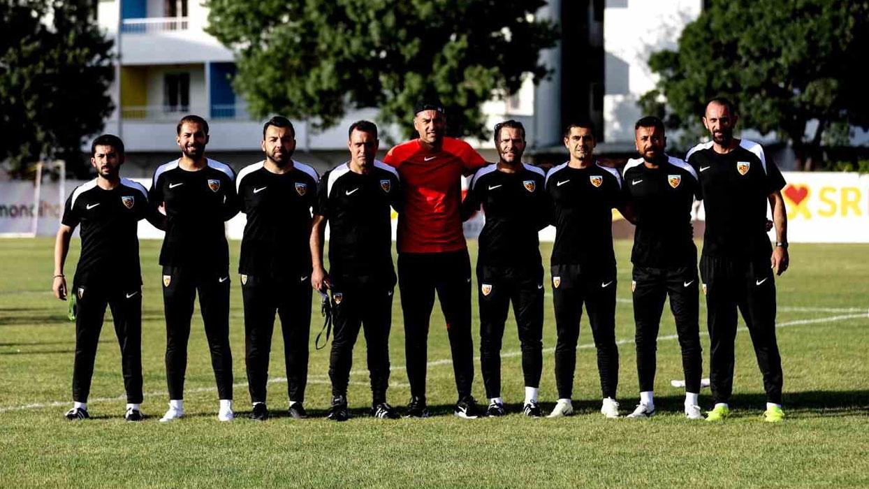 Burak Yılmaz'ın yeni teknik ekibi belli oldu