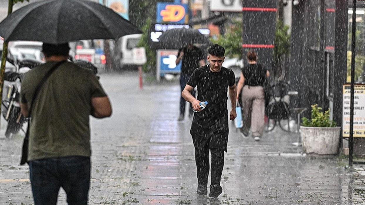 Ankara için gök gürültülü sağanak uyarısı