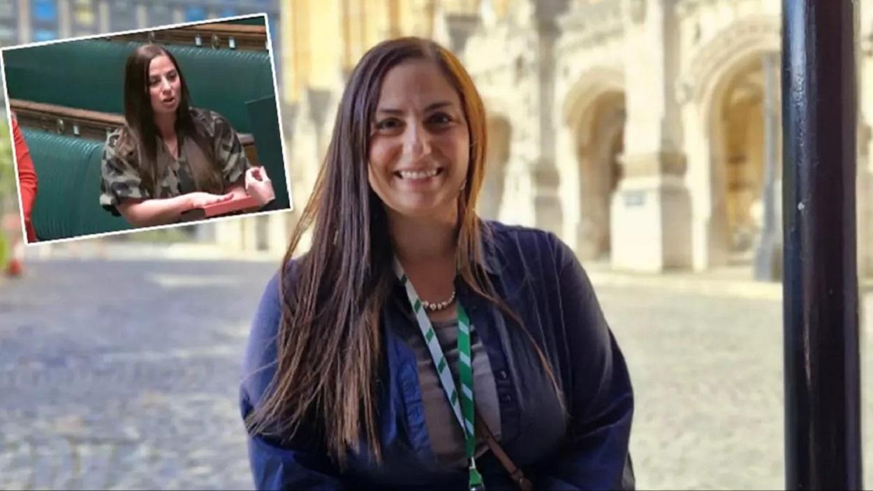İngiltere'de Türk vekil Kur'an'a el basarak yemin etti