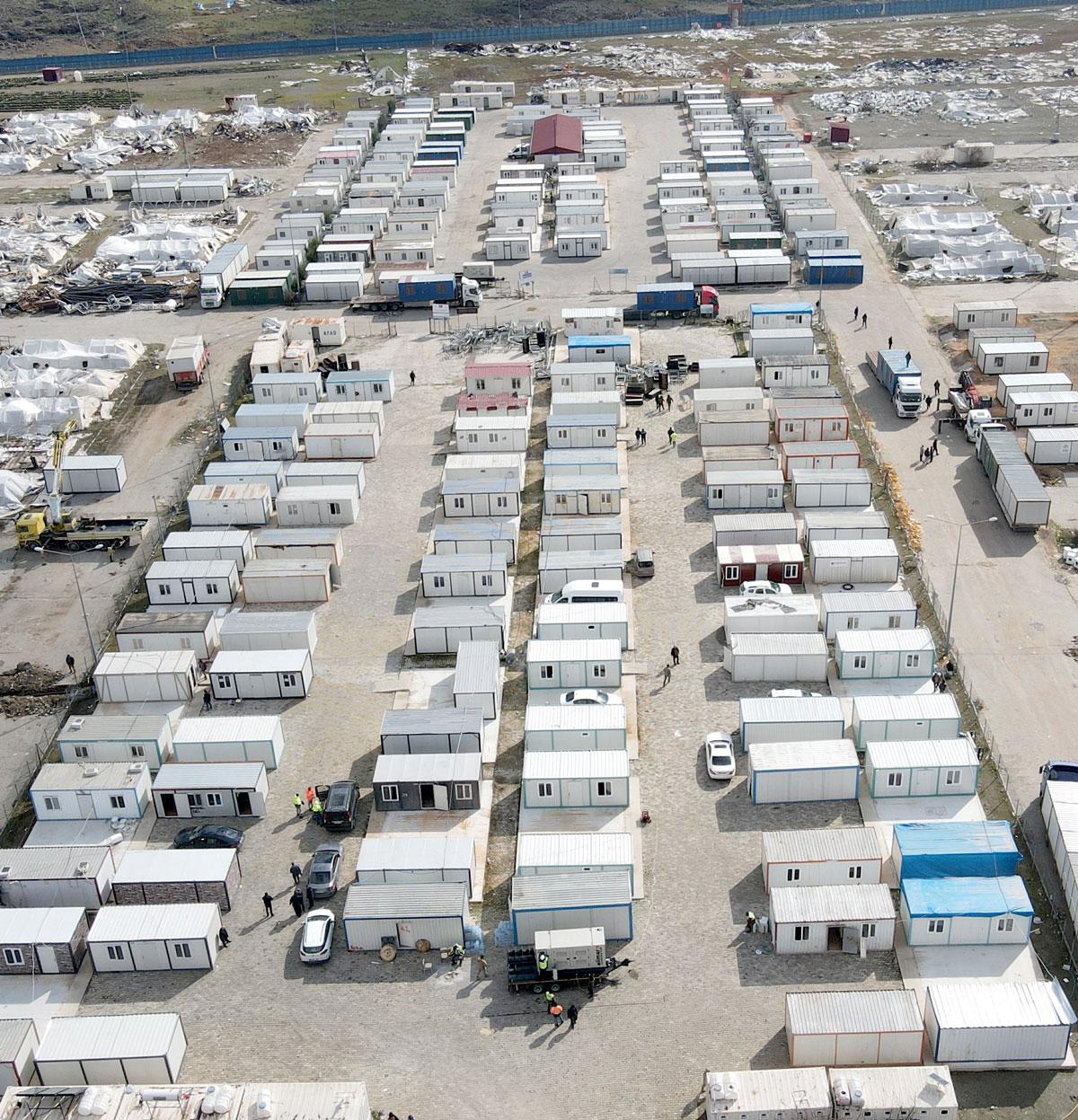 Deprem bölgesinde PKK ve LGBT tehdidi! Kirli işbirliği tespit edildi