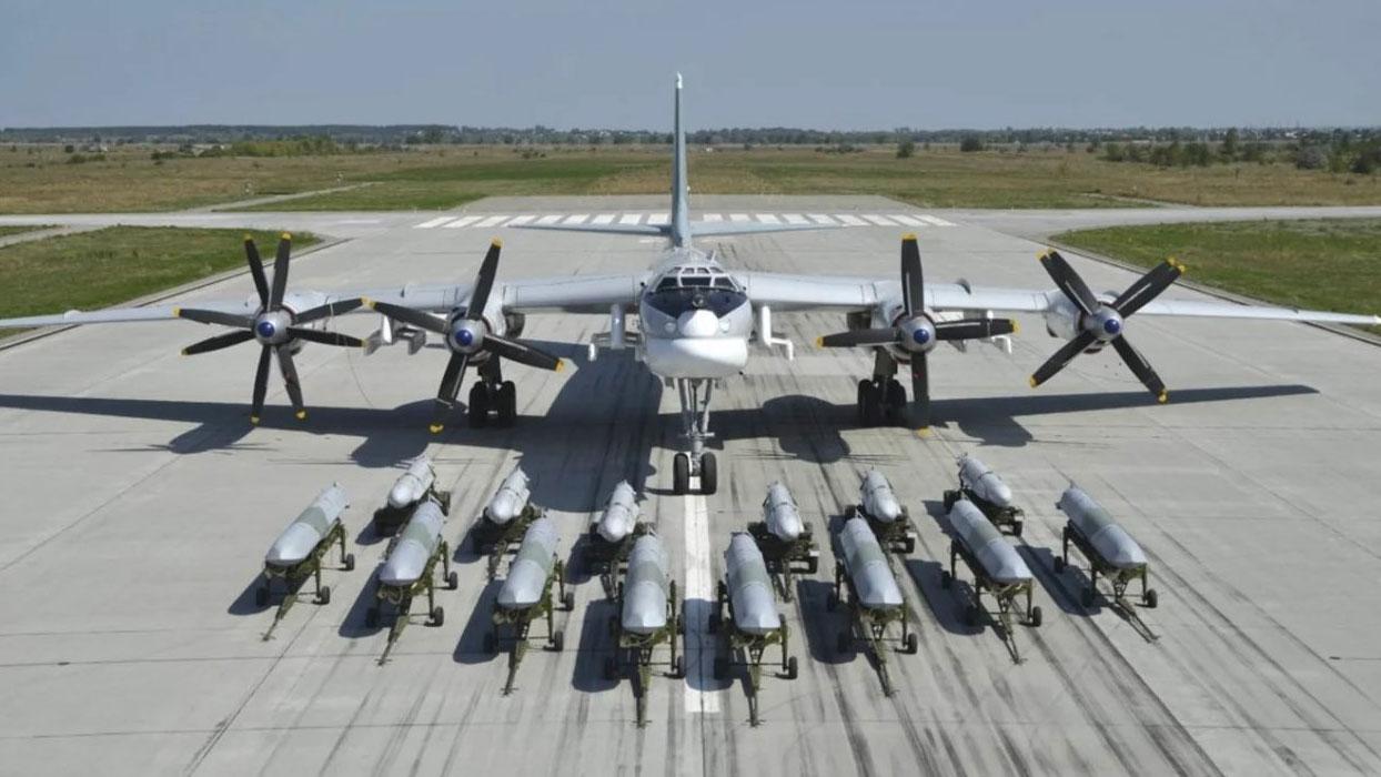 Rus ve Çin stratejik bombardıman uçakları ortak devriye uçuşu yaptı