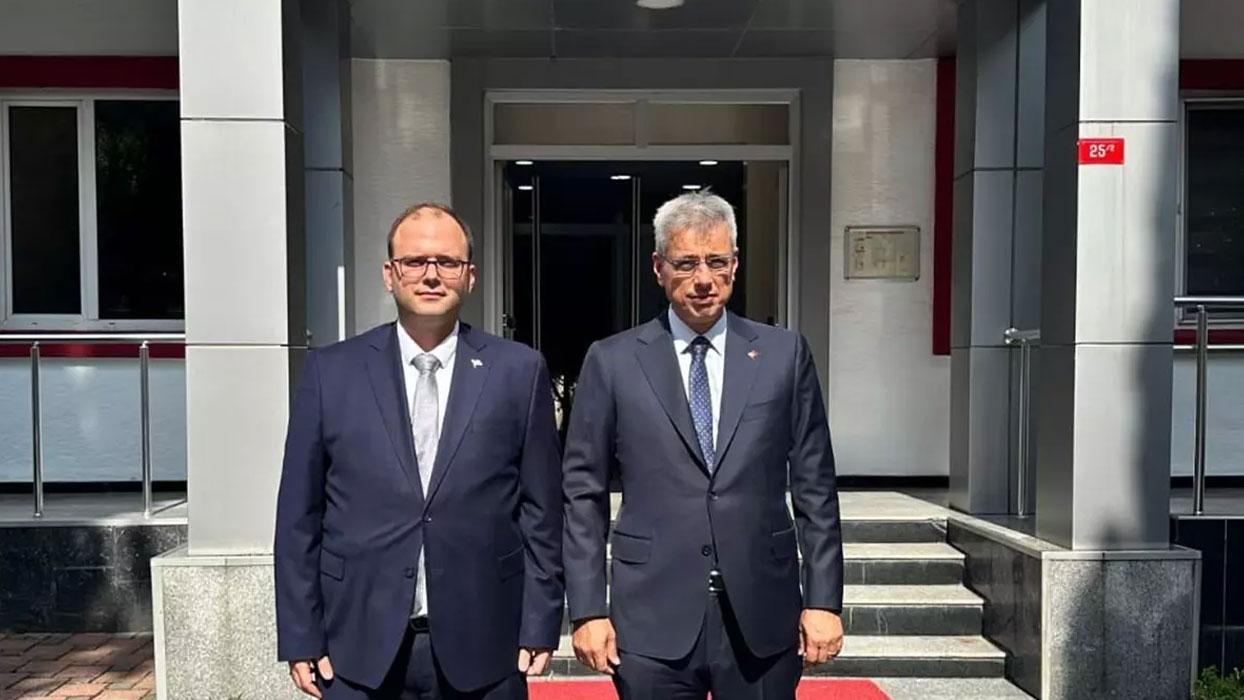 Bakan Memişoğlu'ndan Abdullah Emre Güner'e ziyaret