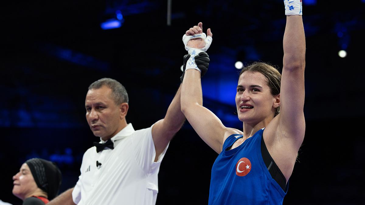 Paris 2024'e damga vurdular! Kadın boksörler tarih yazdı