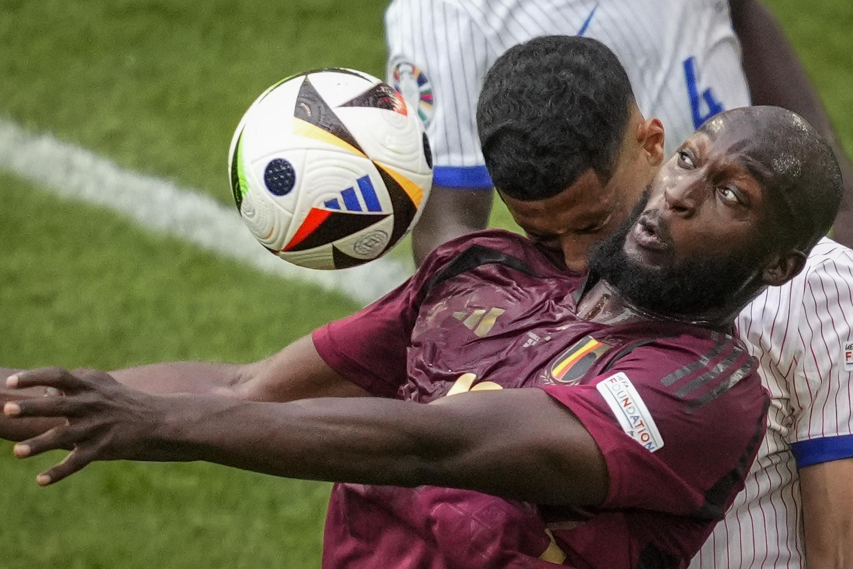 Ve beklenen oldu: Romelu Lukaku'yu duyurdular! Resmen imzayı atıyor...