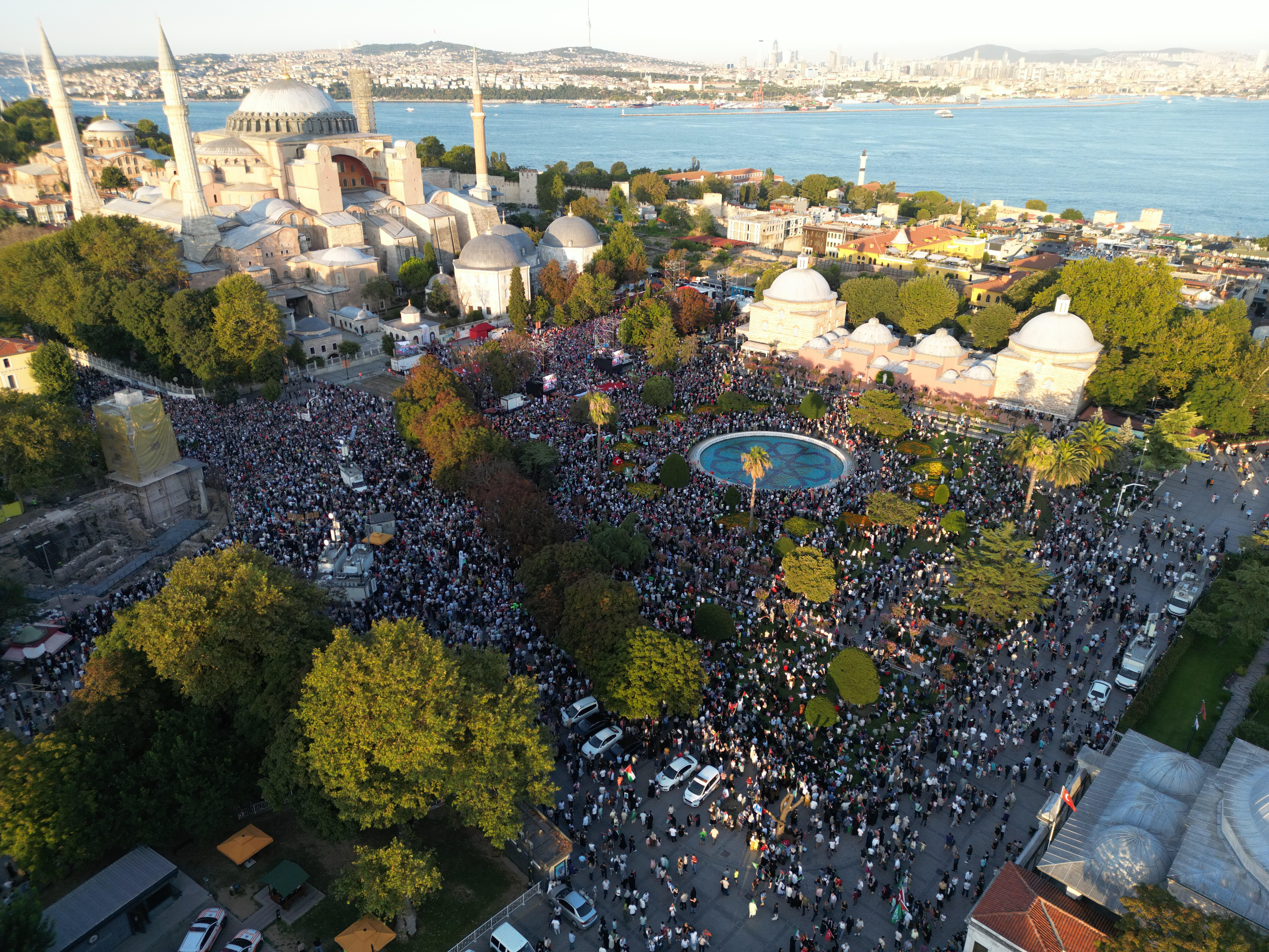 Ayasofya'dan Filistin direnişine destek ve dua… Haniye'nin vasiyeti Ayasofya'da yerine getirildi