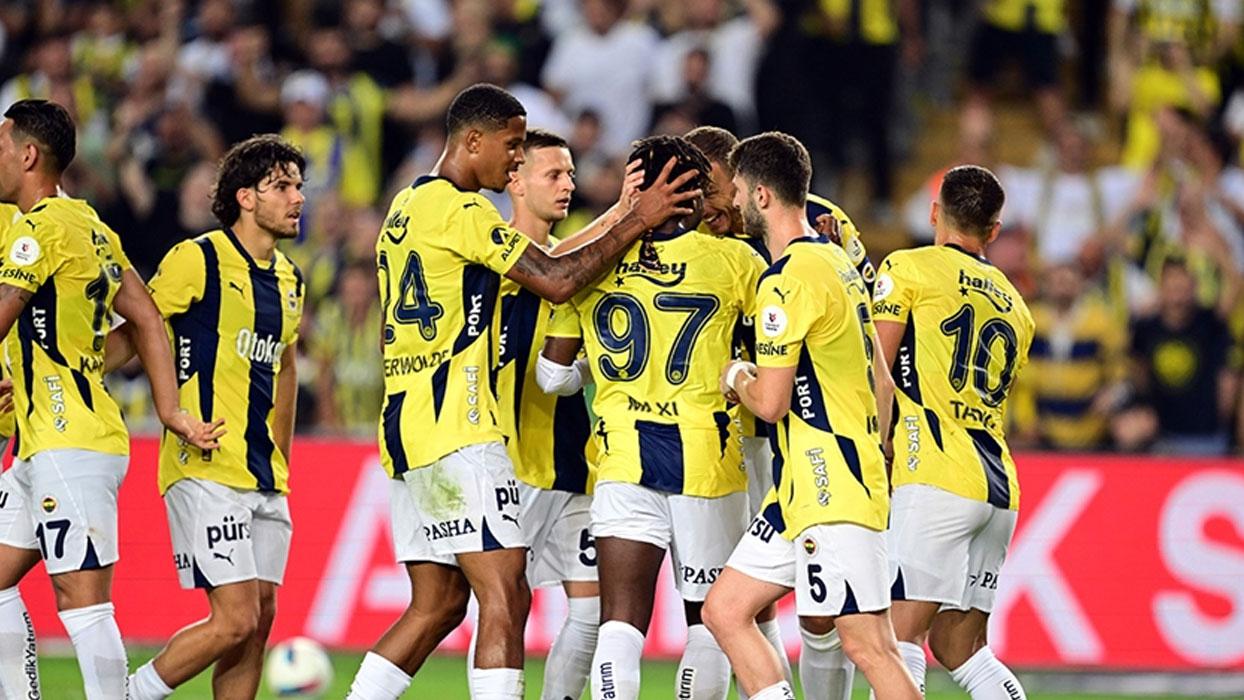 Fenerbahçe, UEFA Şampiyonlar Ligi'nde play-off turu için sahaya çıkacak