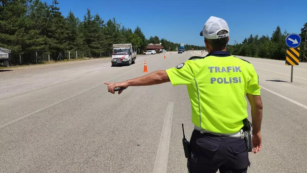 Bir haftalık trafik denetim verileri açıklandı: Binlerce sürücü hakkında işlem yapıldı