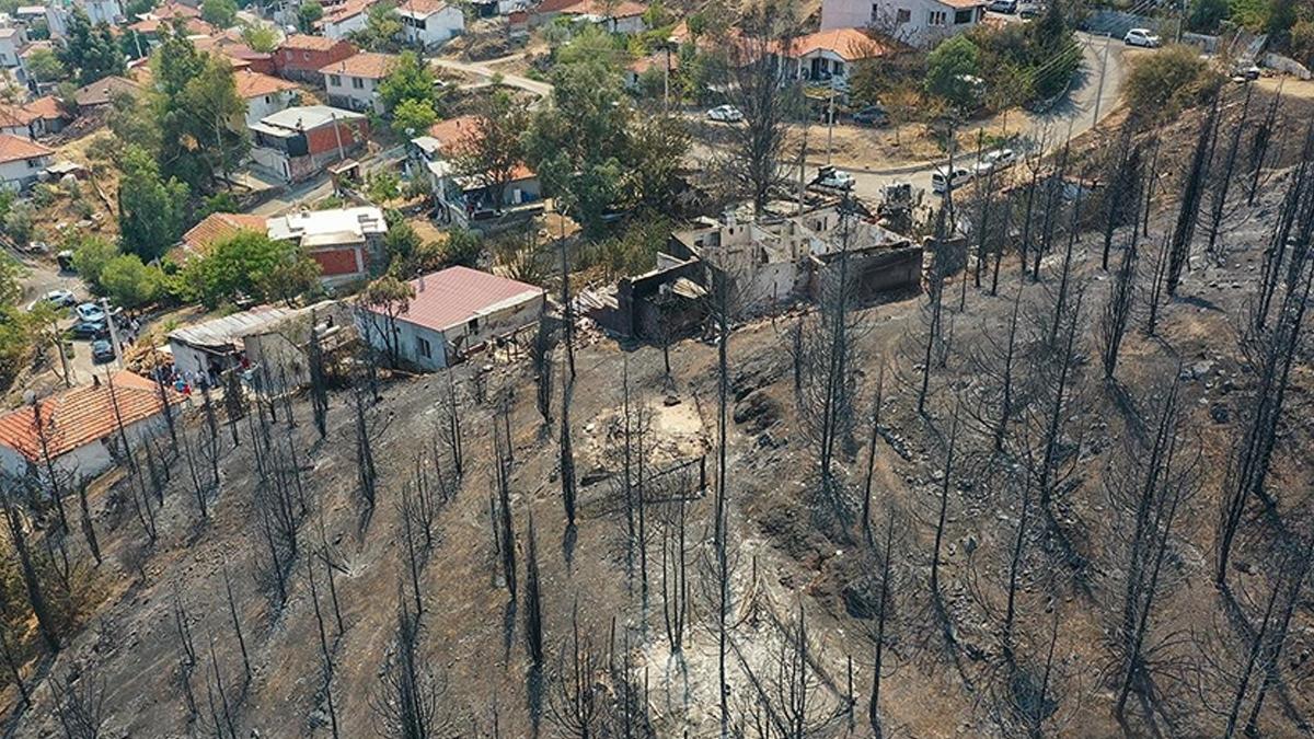 Türkiye'de yangınlar... Bakan Kurum: Yangınlarda yaralarımızı hızlıca saracağız
