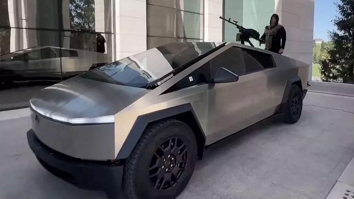 Elon Musk iddialara cevap verdi! Çeçen lider Kadirov'a Cybertruck mi hediye etti?